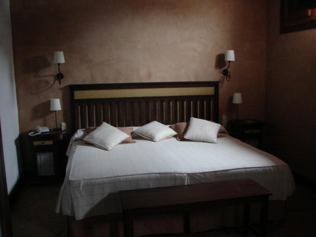 Hotel Casa Escobar & Jerez 발렌시아데알깐따라 객실 사진